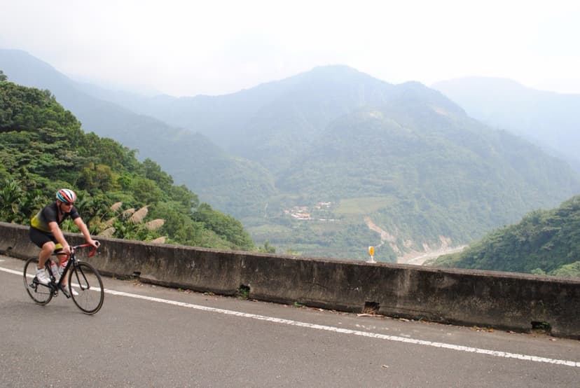 A cyclist on a misty mountain road in northern Taiwan