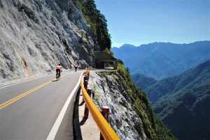 beautiful mountain cycling route in Taiwan